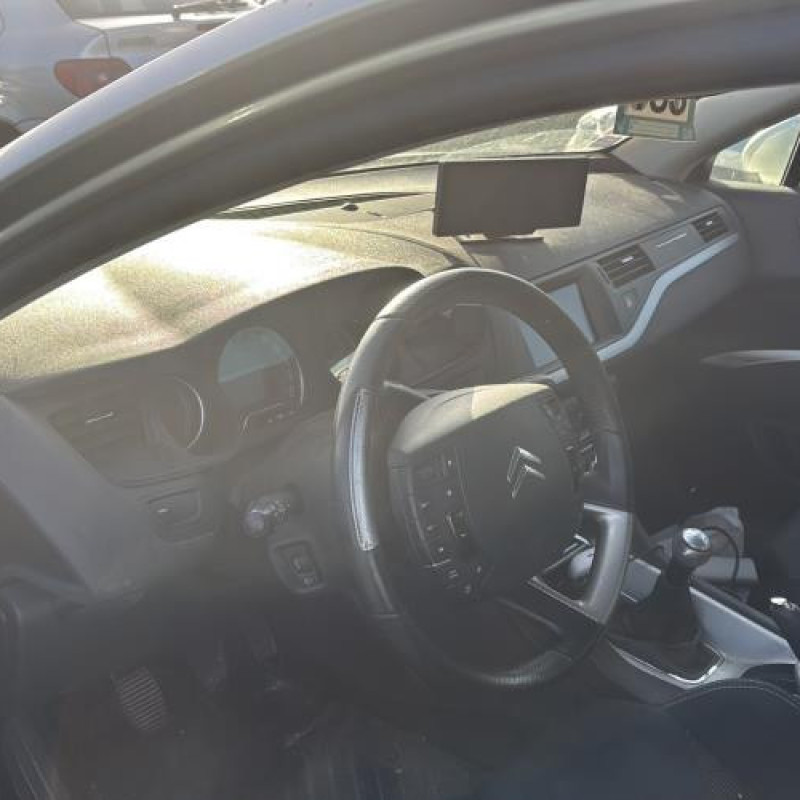 Reservoir essence CITROEN C5 2 Photo n°16