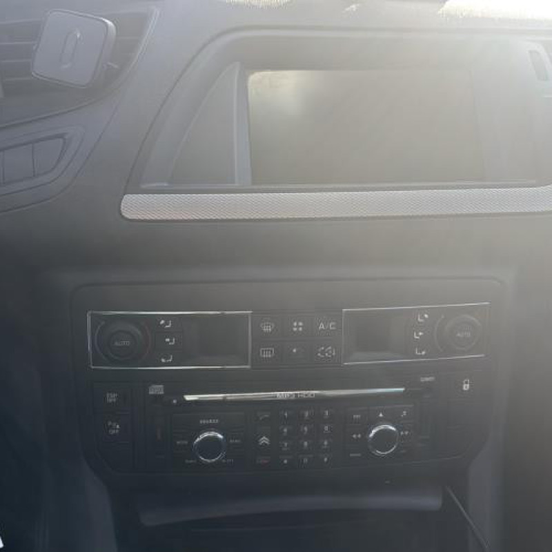 Reservoir essence CITROEN C5 2 Photo n°18