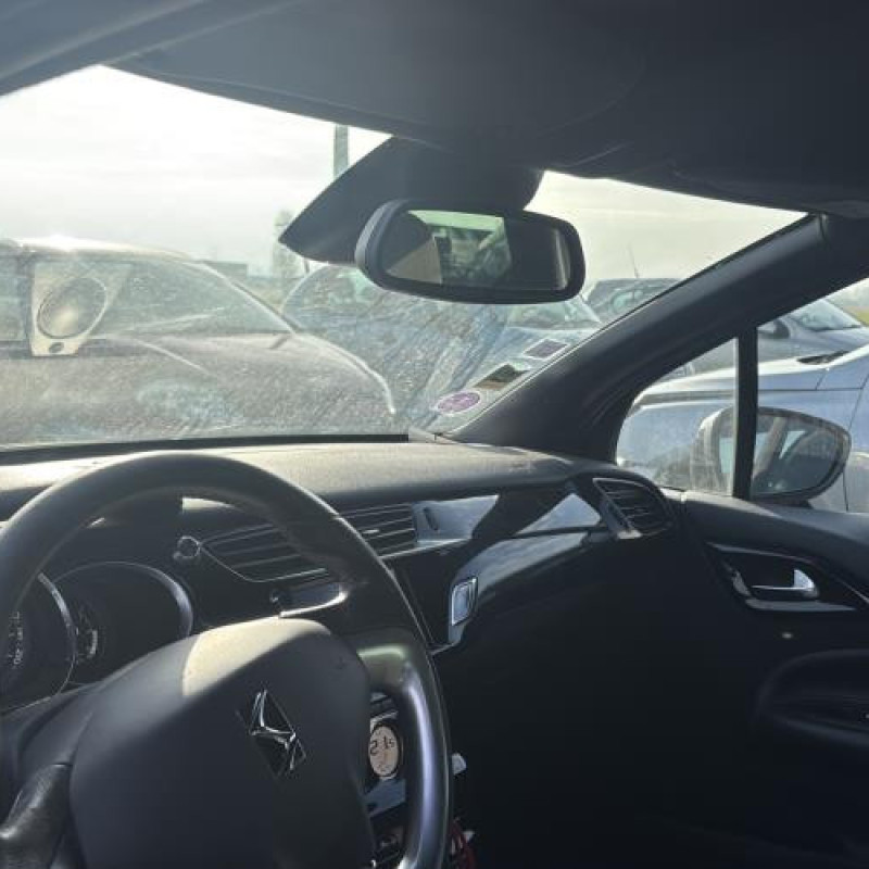 Plage arriere DS DS3 Photo n°20