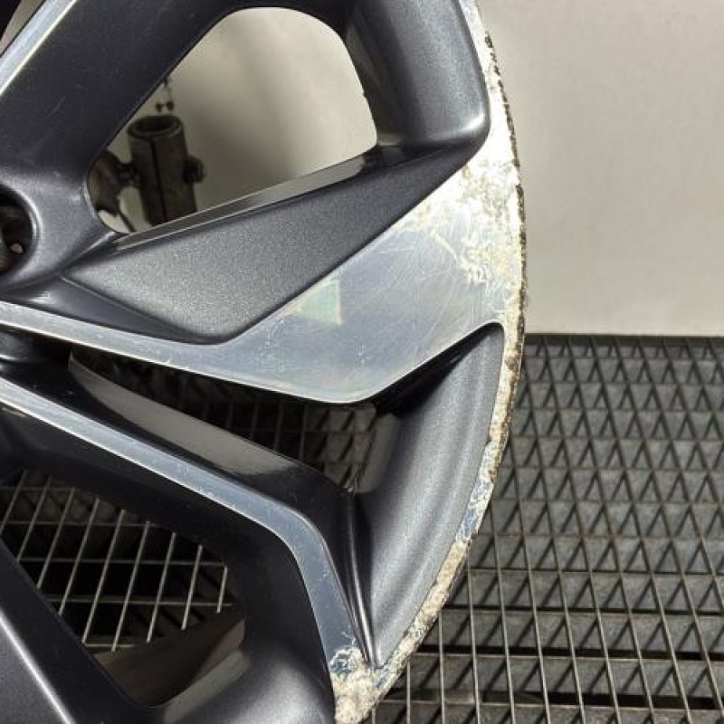 Jante RENAULT MEGANE 4 Photo n°4