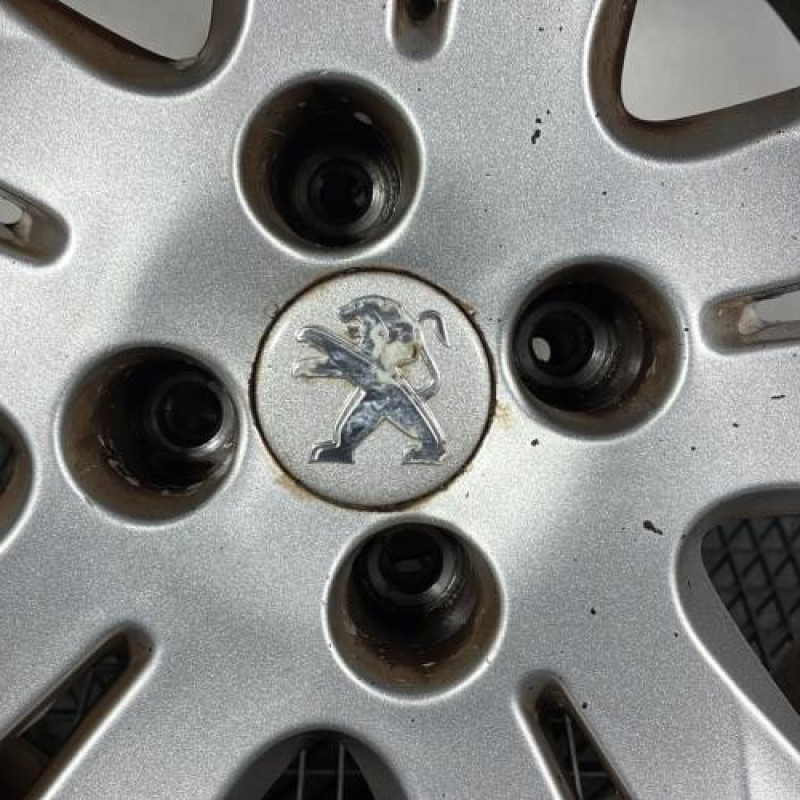 Jante PEUGEOT 5008 1 Photo n°2