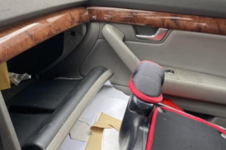 Aile avant droit AUDI A4 2