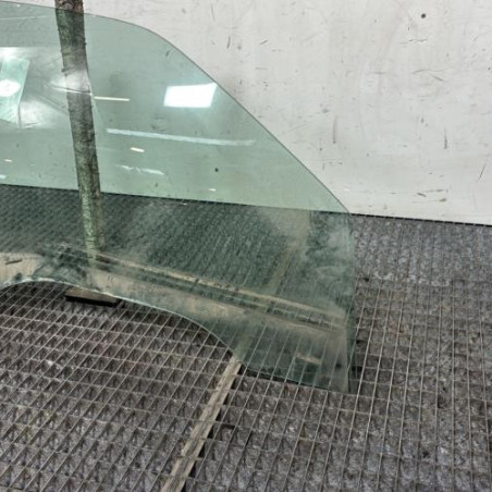 Vitre avant droit AUDI A4 2