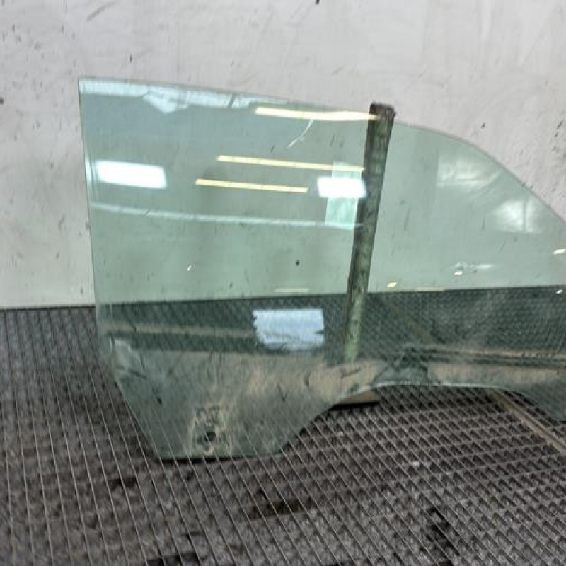 Vitre avant droit AUDI A4 2 Photo n°3