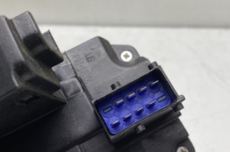 Serrure avant gauche RENAULT TRAFIC 2