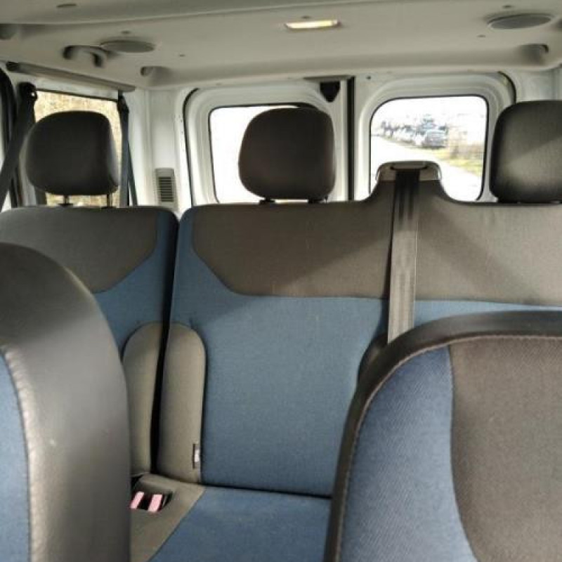 Serrure avant gauche RENAULT TRAFIC 2 Photo n°13