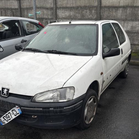 Pompe à carburant PEUGEOT 106 Photo n°1