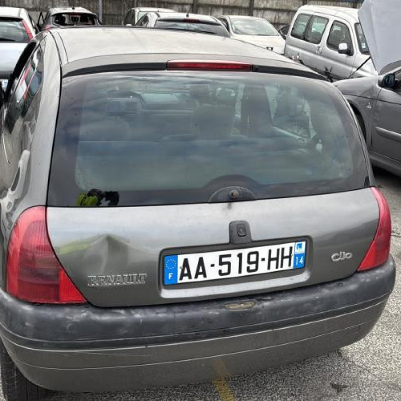 Jante RENAULT CLIO 2 Photo n°8