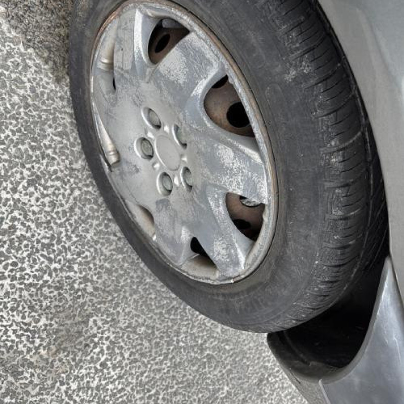 Jante RENAULT CLIO 2 Photo n°19