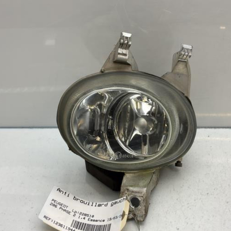 Anti brouillard gauche (feux) PEUGEOT 206 Photo n°1