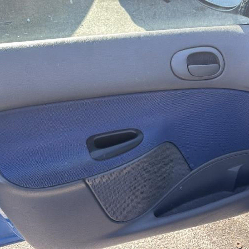 Interrupteur de leve vitre avant droit PEUGEOT 206 Photo n°9