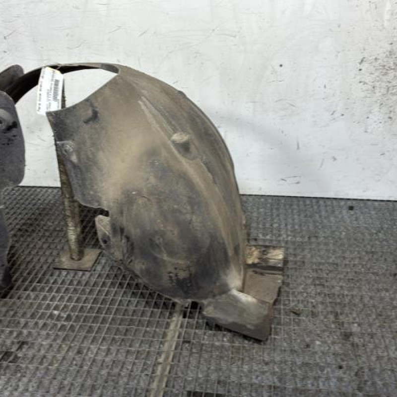 Pare boue avant droit PEUGEOT 206 Photo n°3