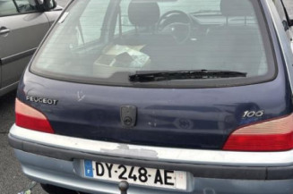 Leve vitre electrique avant droit PEUGEOT 106