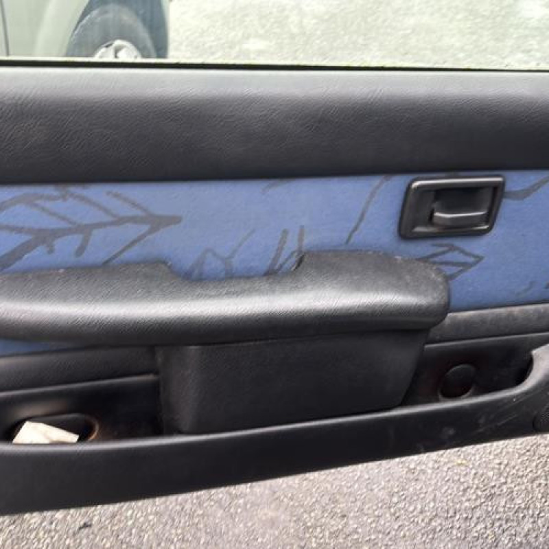 Leve vitre electrique avant droit PEUGEOT 106 Photo n°14