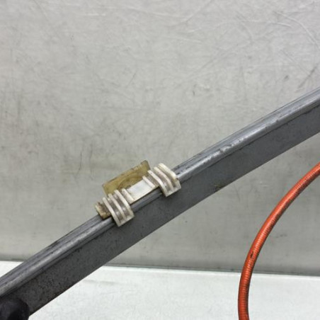 Leve vitre electrique avant gauche PEUGEOT 106