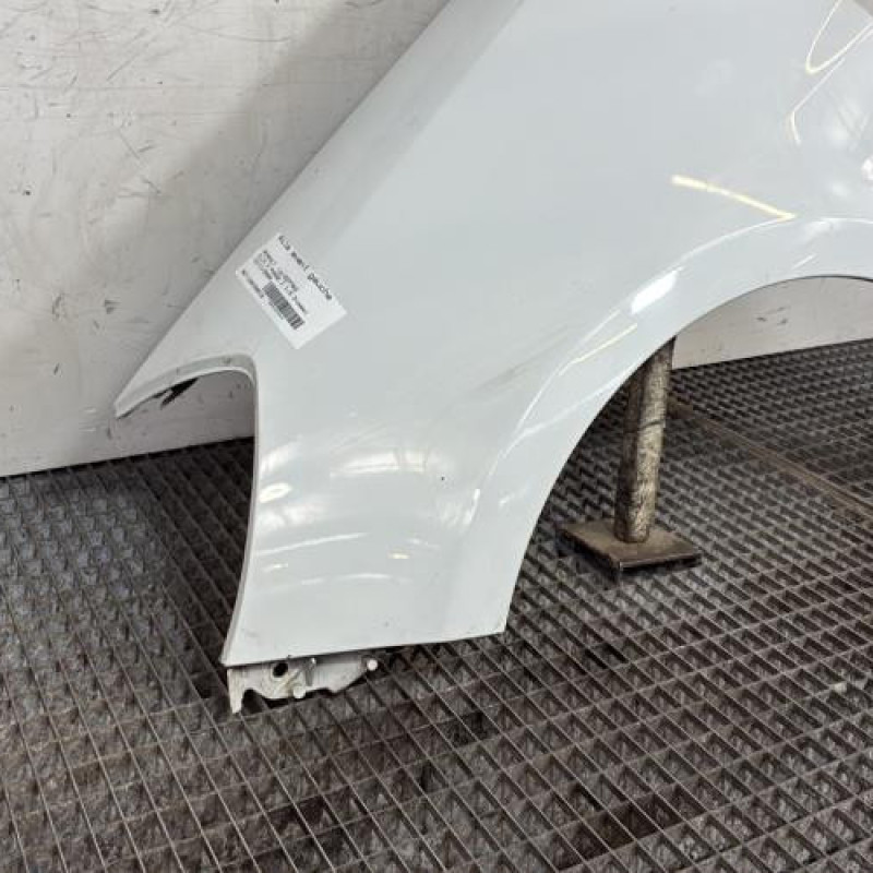 Aile avant gauche RENAULT CLIO 3 Photo n°2