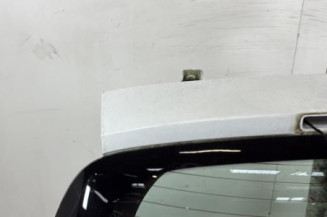 Malle/Hayon arriere RENAULT CLIO 3