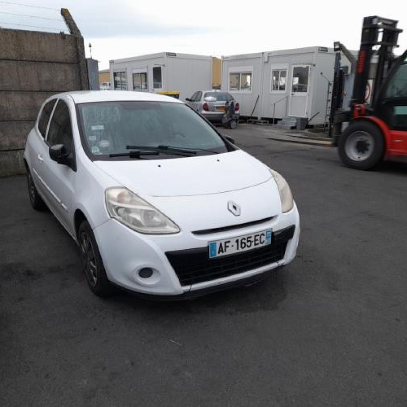 Absorbeur de pare choc arriere RENAULT CLIO 3 Photo n°5