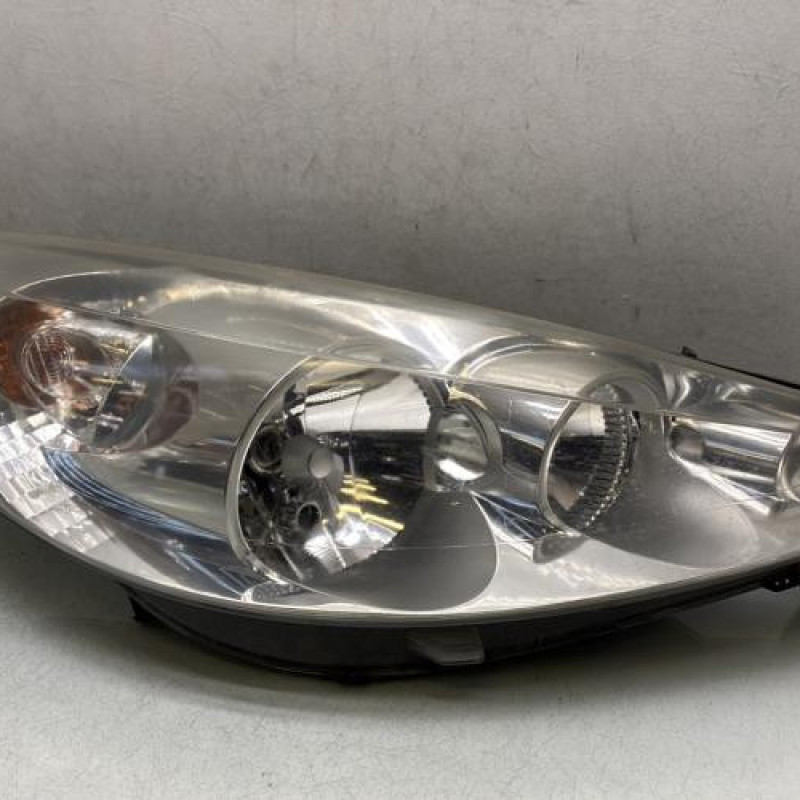 Optique avant principal droit (feux)(phare) PEUGEOT 206+ Photo n°1