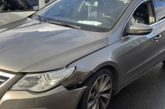 Calandre VOLKSWAGEN PASSAT 5