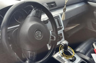 Calandre VOLKSWAGEN PASSAT 5