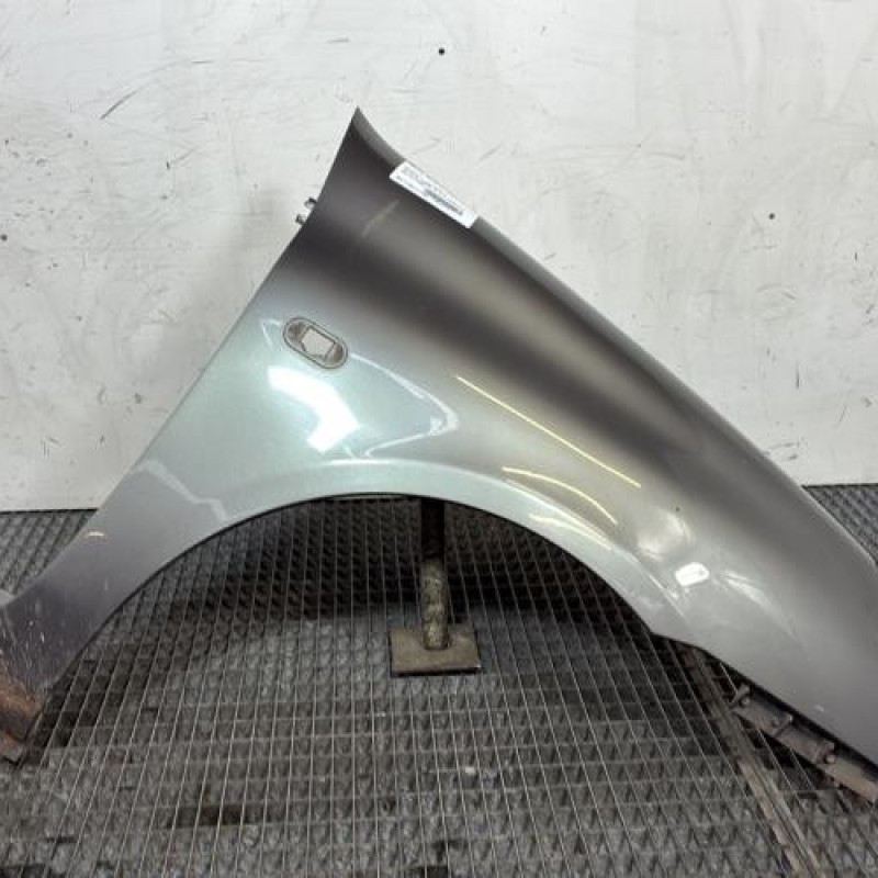 Aile avant droit RENAULT CLIO 2 Photo n°1