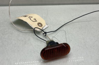 Repetiteur clignotant avant droit  (Feux) RENAULT CLIO 2