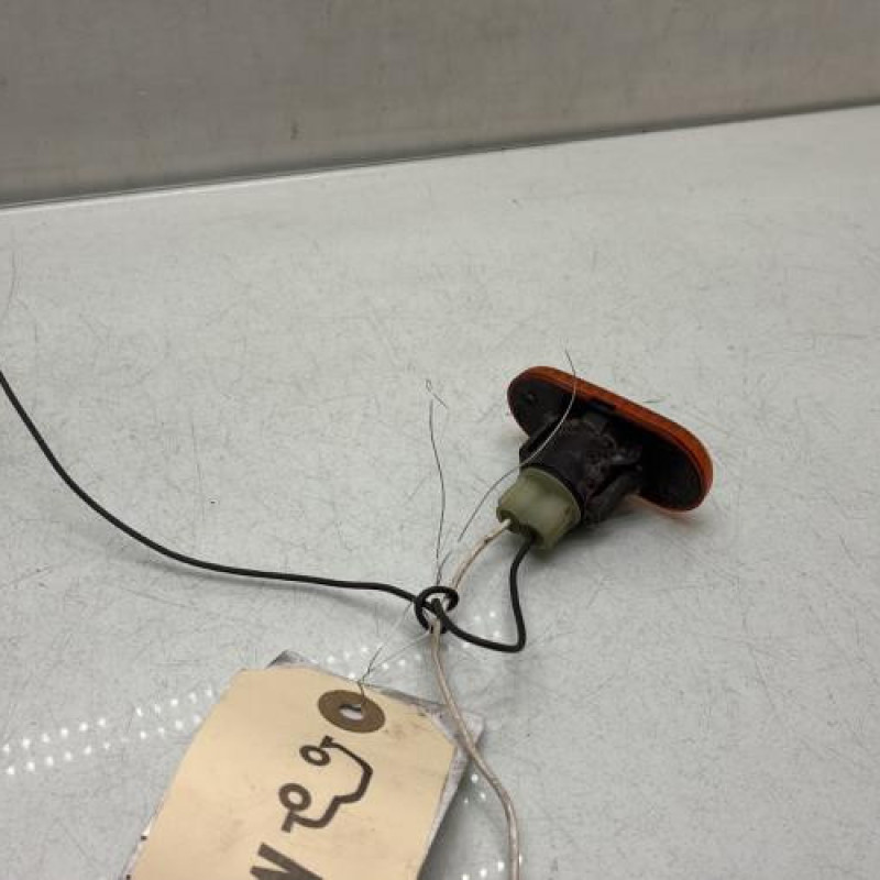 Repetiteur clignotant avant droit  (Feux) RENAULT CLIO 2 Photo n°3