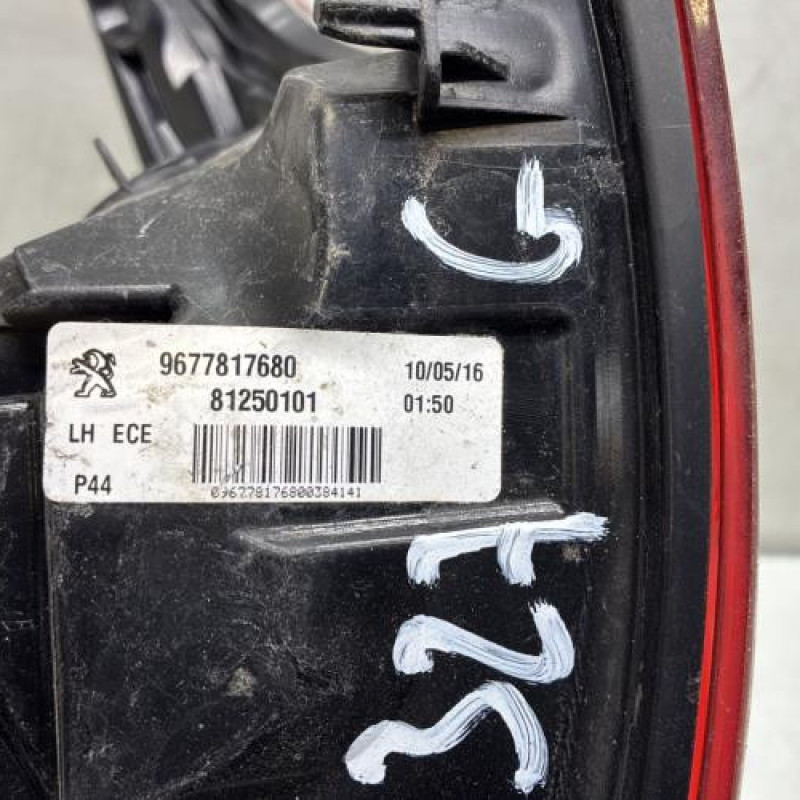 Feu arriere principal droit (feux) PEUGEOT 308 2 Photo n°5