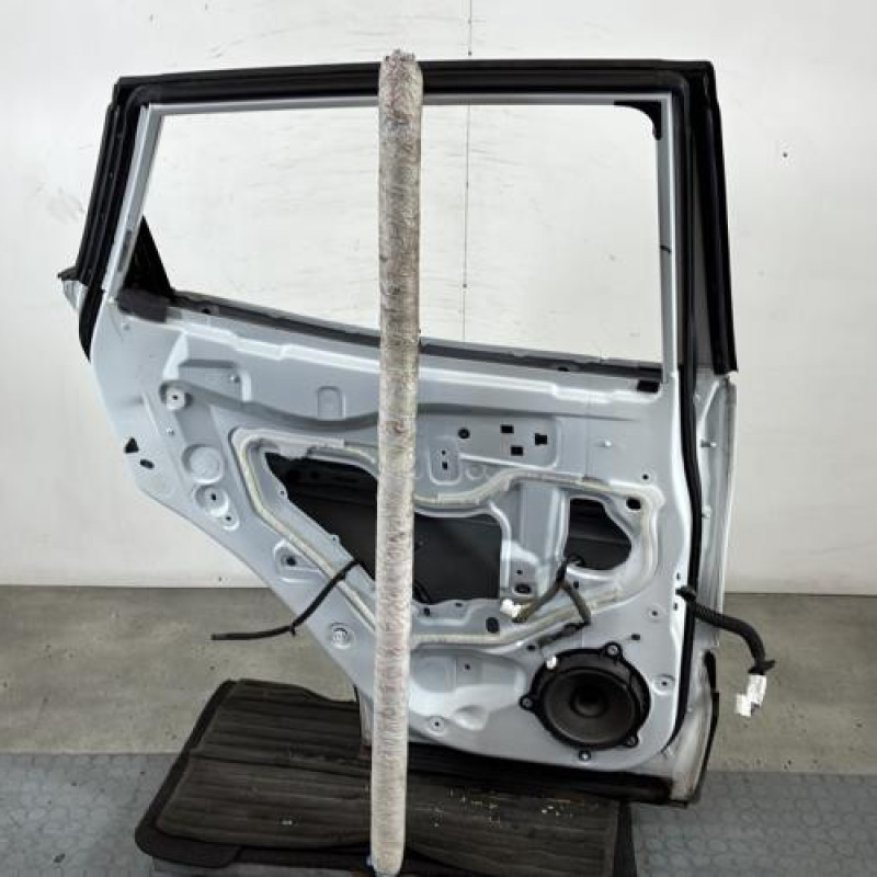 Porte arriere gauche RENAULT KADJAR Photo n°4