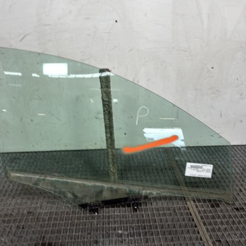 Vitre avant droit RENAULT KADJAR Photo n°1