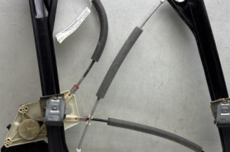 Leve vitre electrique avant droit VOLKSWAGEN POLO 5 Photo n°1