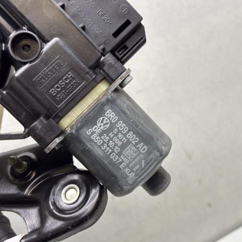 Leve vitre electrique avant droit VOLKSWAGEN POLO 5 Photo n°9