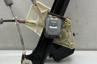 Leve vitre electrique avant gauche VOLKSWAGEN POLO 5
