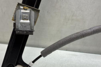 Leve vitre electrique avant gauche VOLKSWAGEN POLO 5