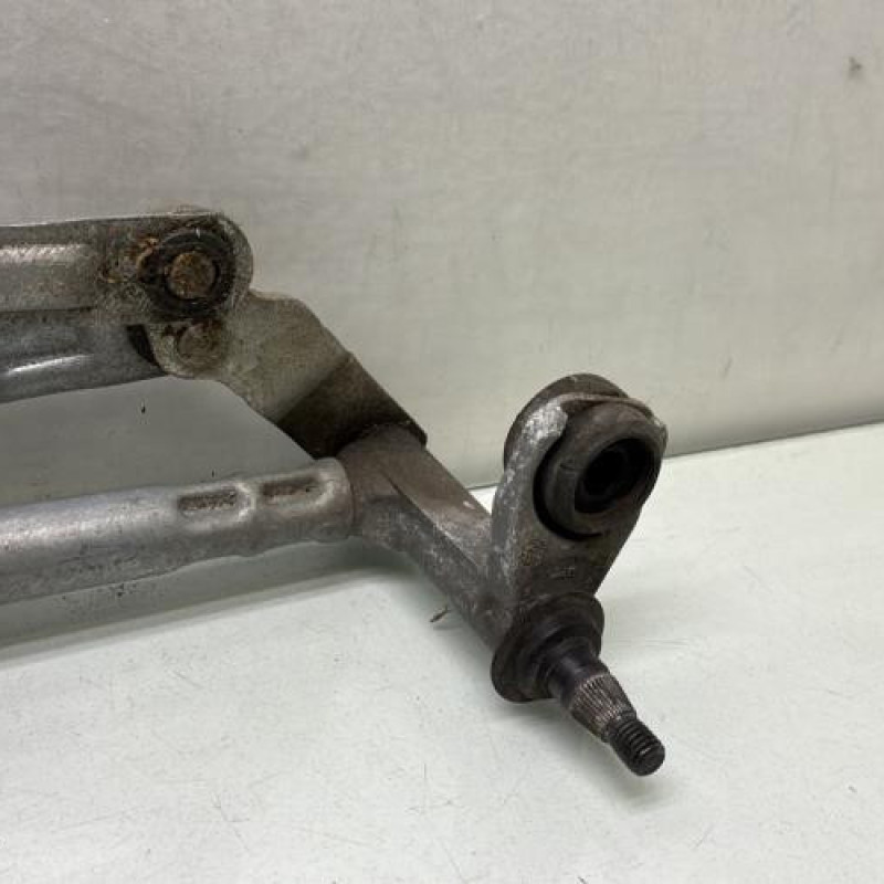 Moteur essuie glace avant VOLKSWAGEN POLO 5 Photo n°2