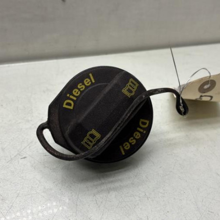 Bouchon de carburant VOLKSWAGEN POLO 5 Photo n°1