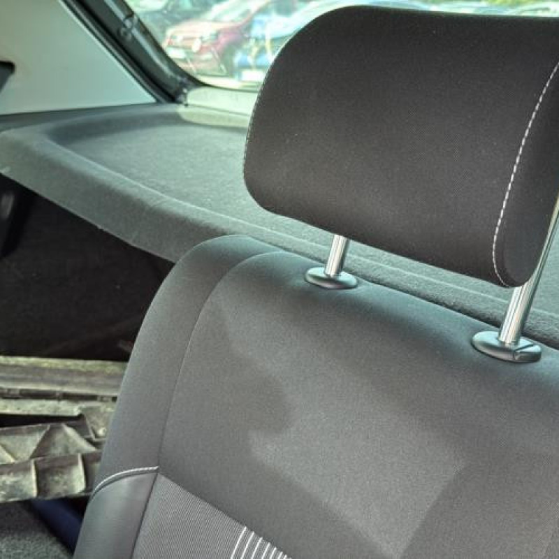 Calandre VOLKSWAGEN POLO 5 Photo n°15