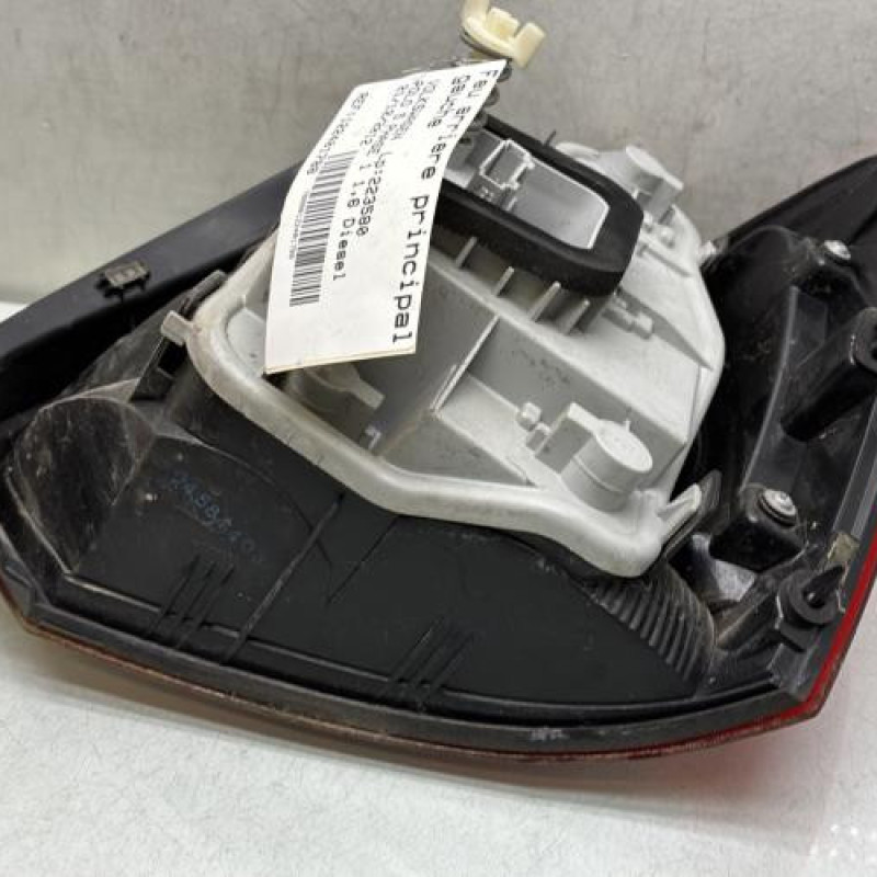 Feu arriere principal gauche (feux) VOLKSWAGEN POLO 5 Photo n°4