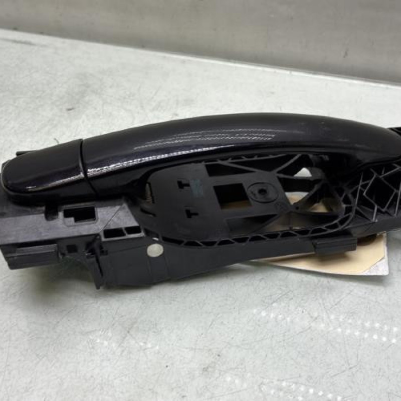 Poignee porte arriere droit VOLKSWAGEN POLO 5 Photo n°3