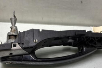 Poignee porte avant gauche VOLKSWAGEN POLO 5