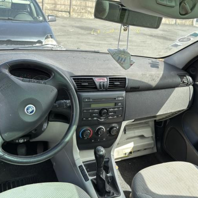 Serrure arriere gauche FIAT STILO Photo n°13