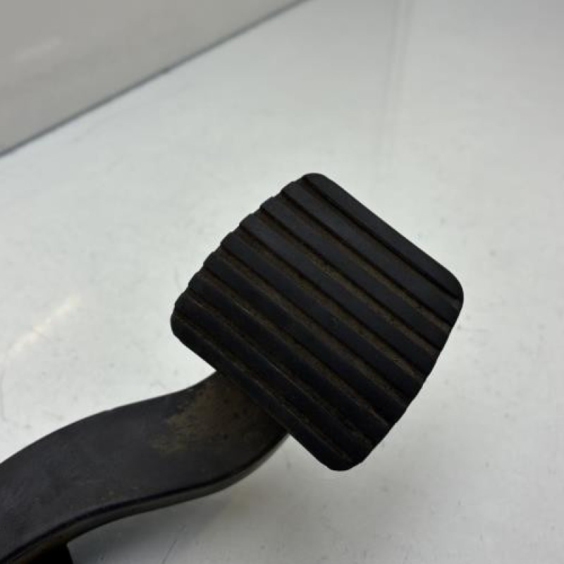 Pedale d'embrayage PEUGEOT 206 Photo n°2