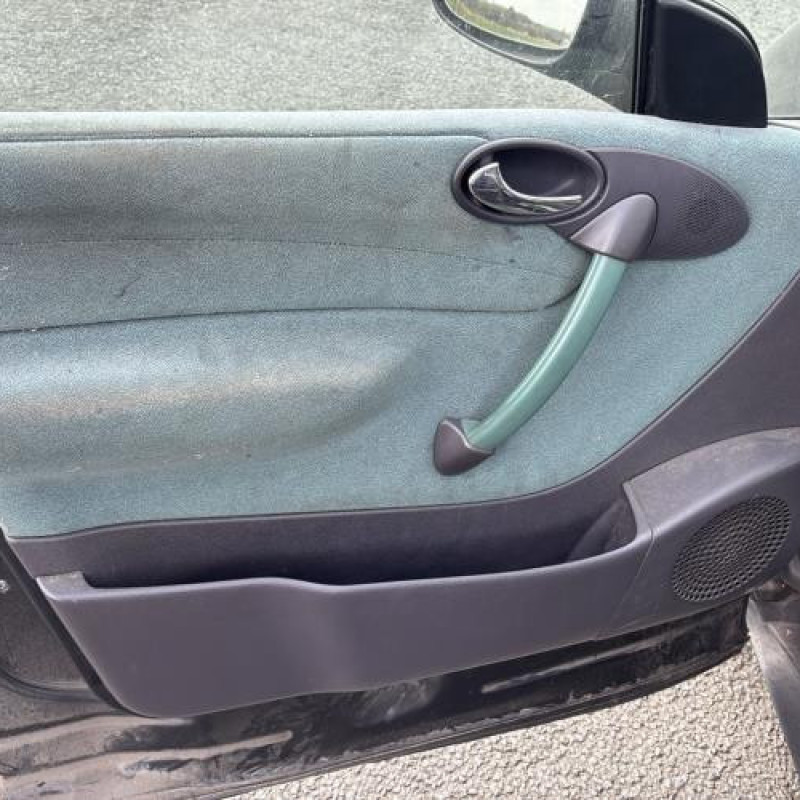 Capot MERCEDES CLASSE A 168 Photo n°15