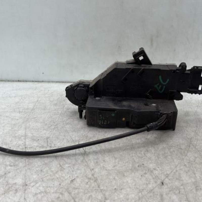 Serrure avant droit PEUGEOT 207 Photo n°1