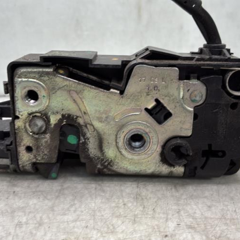 Serrure avant droit PEUGEOT 207 Photo n°3