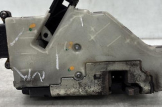 Serrure avant droit PEUGEOT 207