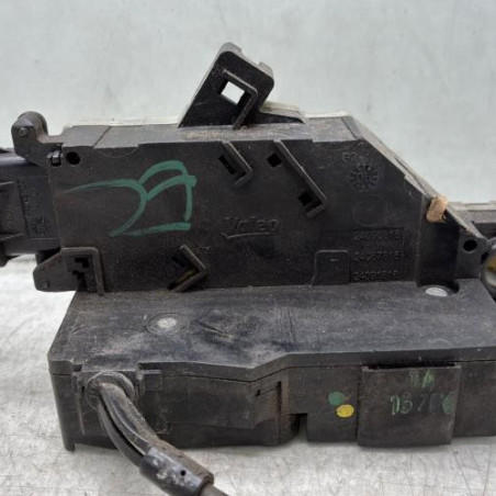 Serrure avant gauche PEUGEOT 207