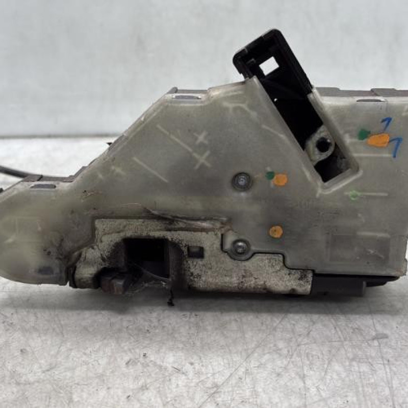 Serrure avant gauche PEUGEOT 207 Photo n°4