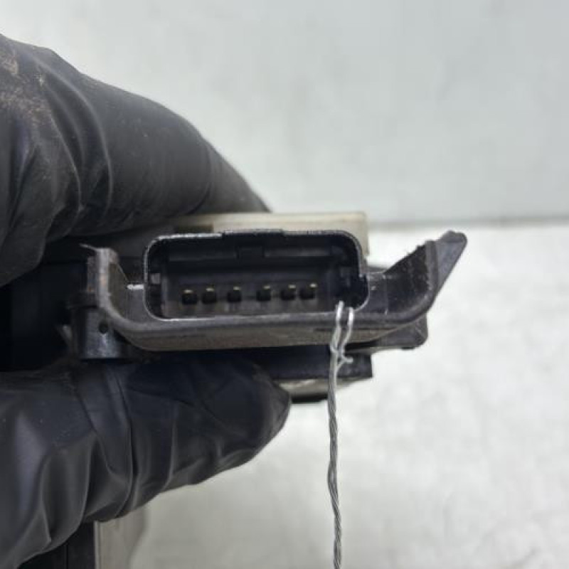 Serrure avant gauche PEUGEOT 207 Photo n°6